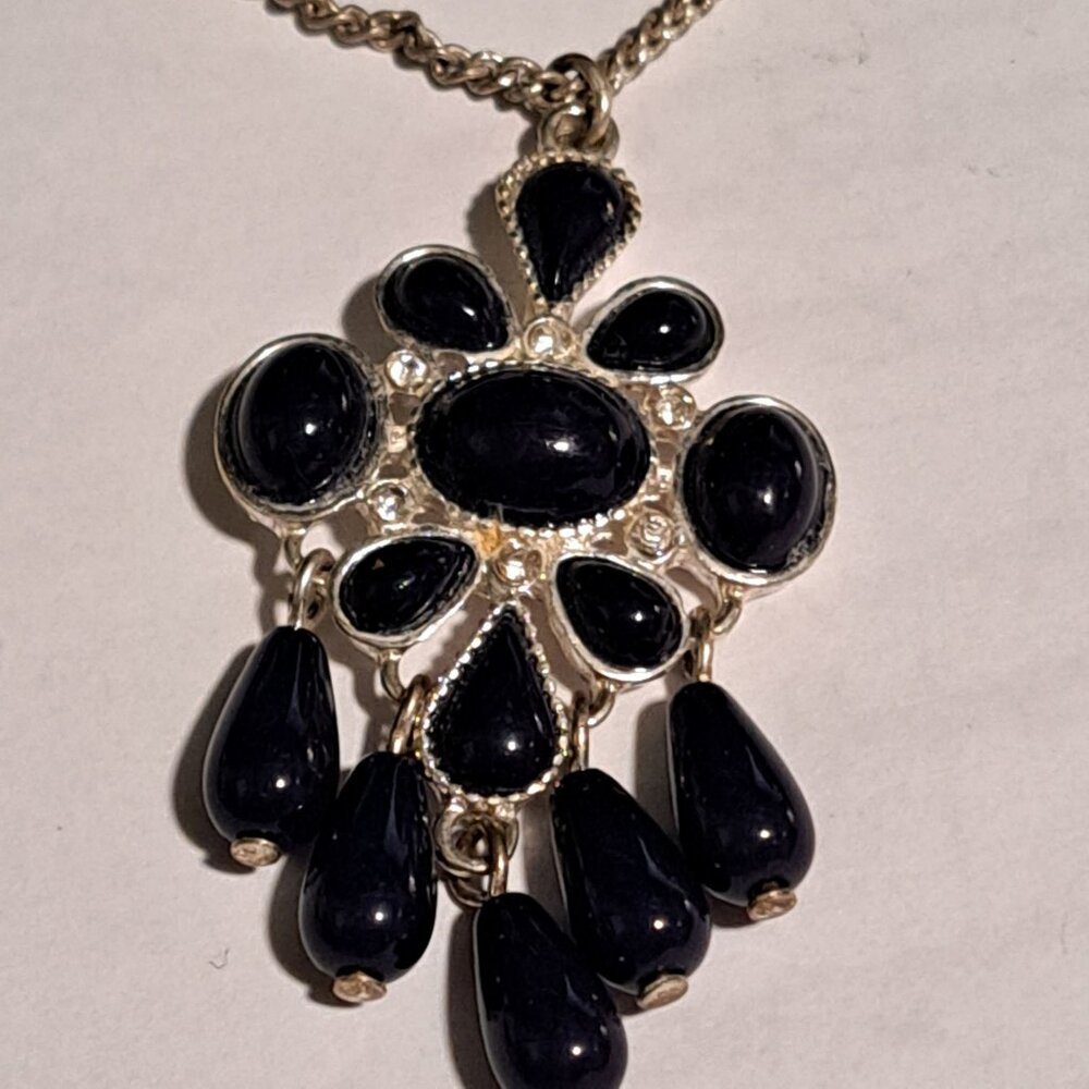 NWT Avon navy blue almost black silver tone necklace and earring set